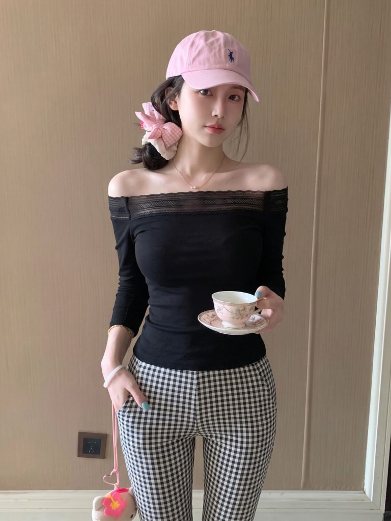 Women's Off-Shoulder Long-Sleeve Patchwork T-Shirt Early Autumn Slimming Cropped Top